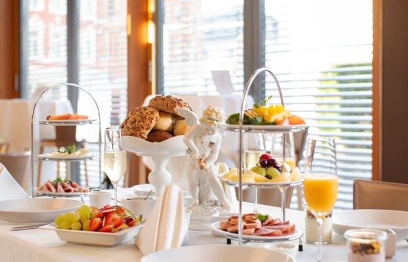 Frühstück bei MEISSEN